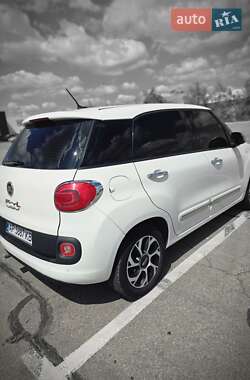 Хэтчбек Fiat 500L 2013 в 