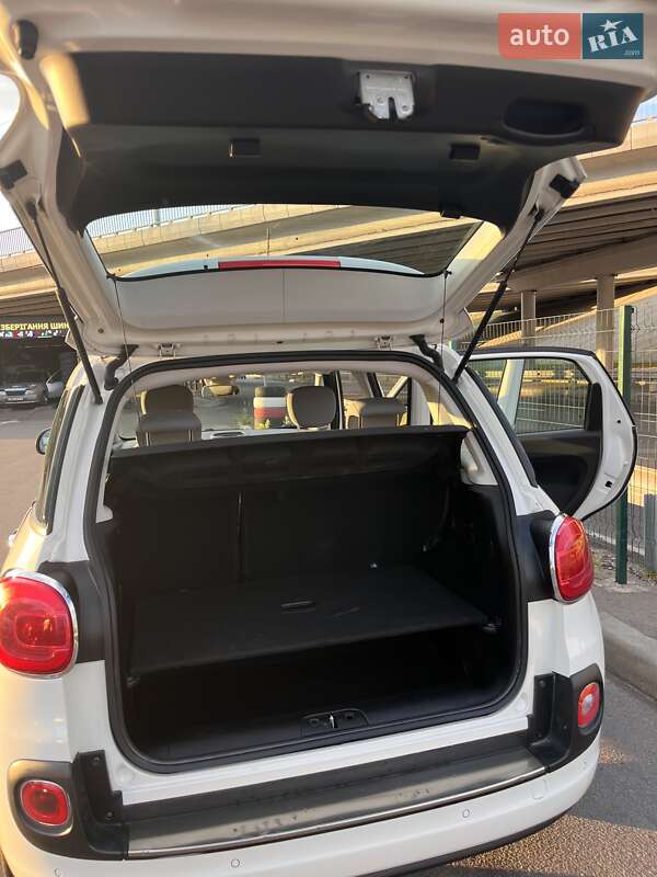 Хэтчбек Fiat 500L 2014 в Киеве