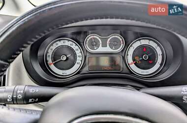 Хэтчбек Fiat 500L 2015 в 