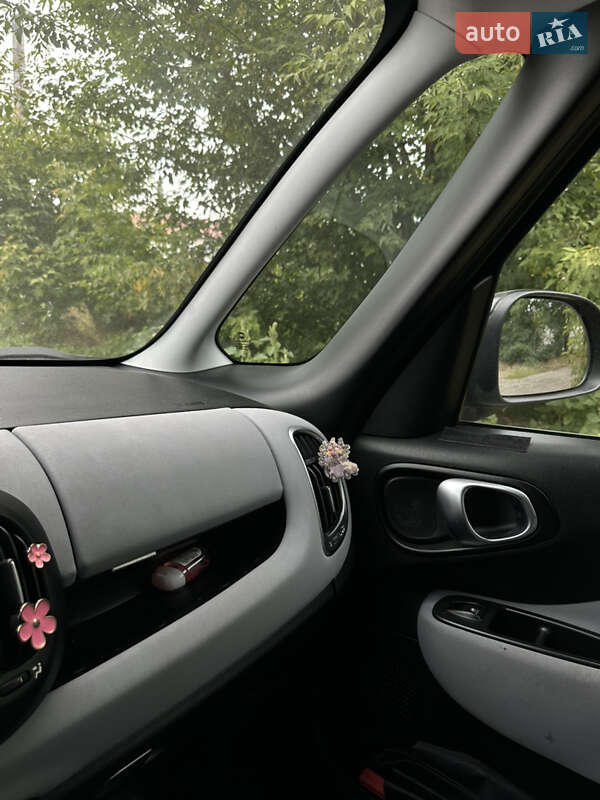 Хэтчбек Fiat 500L 2013 в Киеве