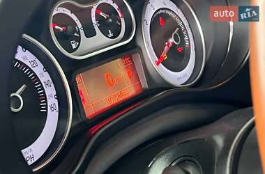 Хэтчбек Fiat 500L 2013 в 
