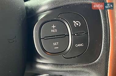 Хэтчбек Fiat 500L 2013 в 