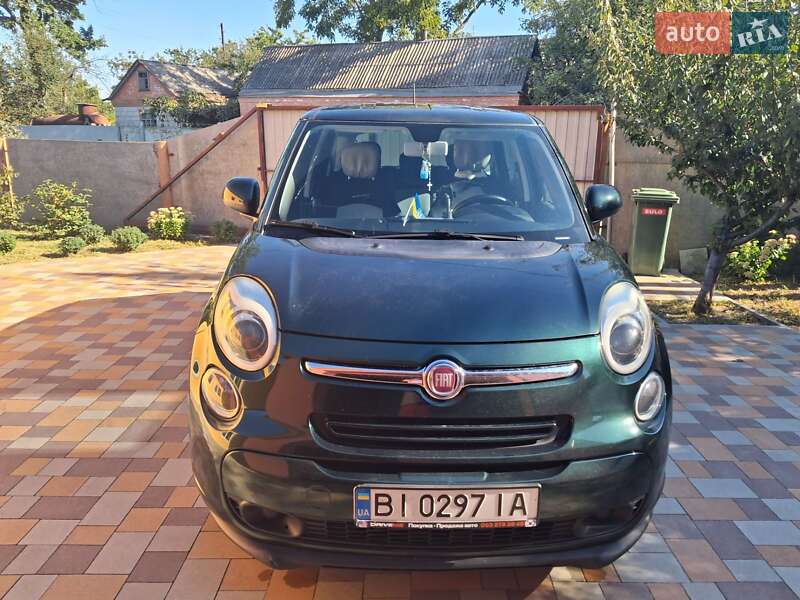 Хэтчбек Fiat 500L 2014 в 