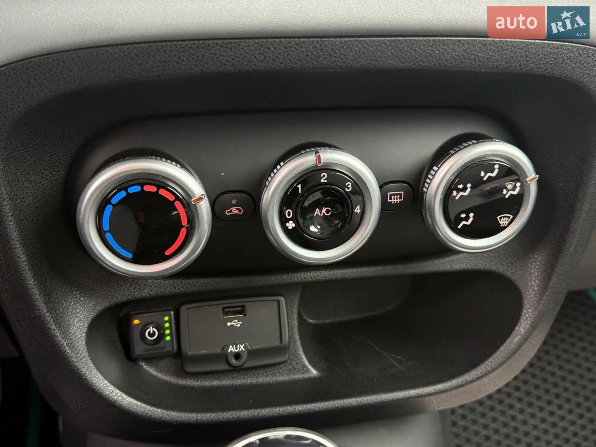 2014 Fiat 500L - мініатюра 3