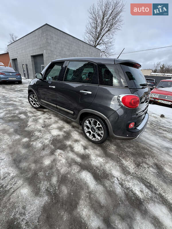Хетчбек Fiat 500L 2013 в Вишневому фото 2 Хетчбек Fiat 500L 2013 в Вишневому