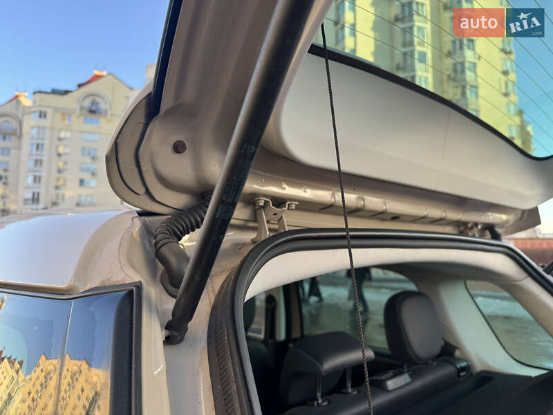 Хетчбек Fiat 500L 2015 в Києві фото 33 Хетчбек Fiat 500L 2015 в Києві