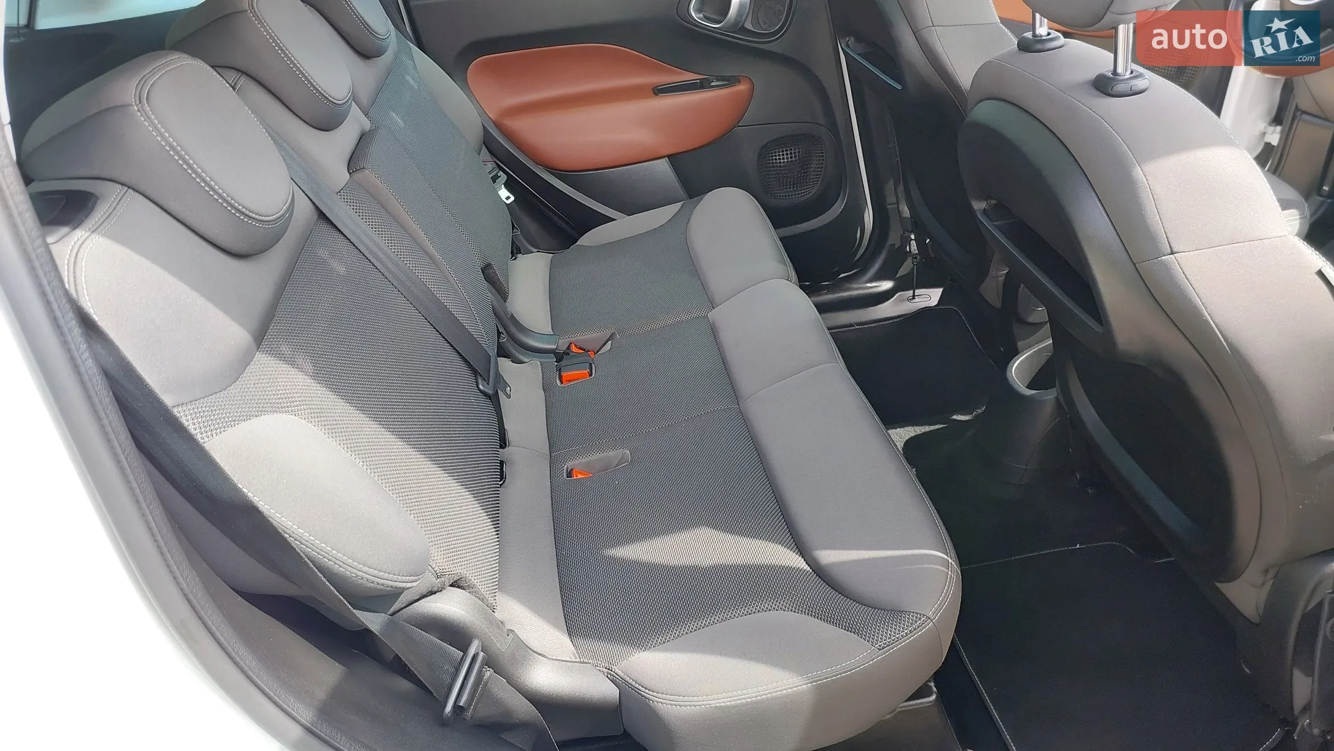 2016 Fiat 500L - мініатюра 11