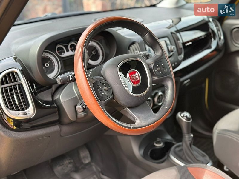 Хэтчбек Fiat 500L 2014 в Киеве