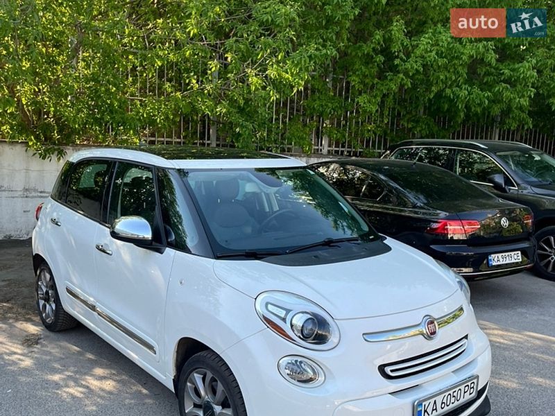 Хэтчбек Fiat 500L 2015 в Киеве