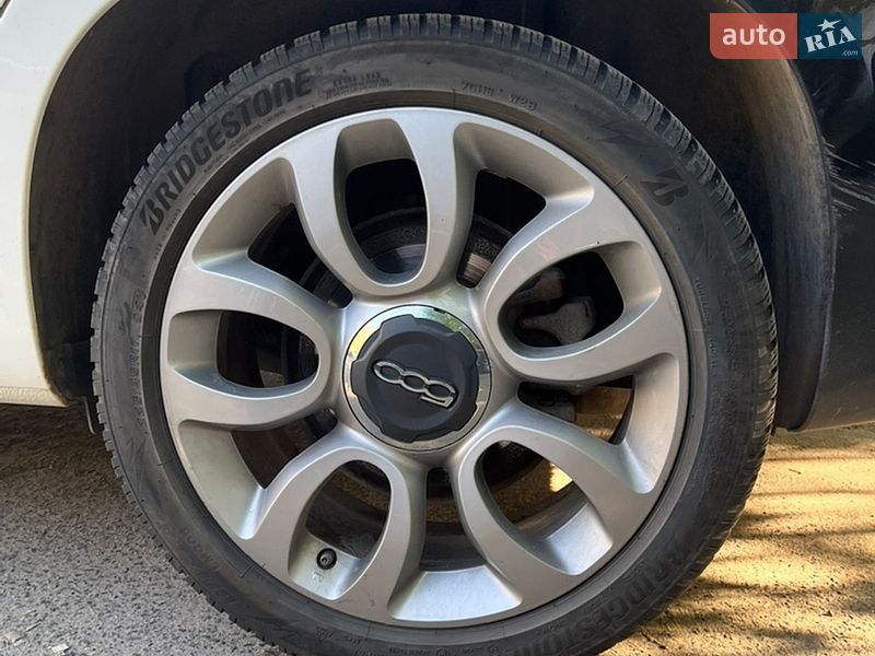 Хэтчбек Fiat 500L 2015 в Киеве