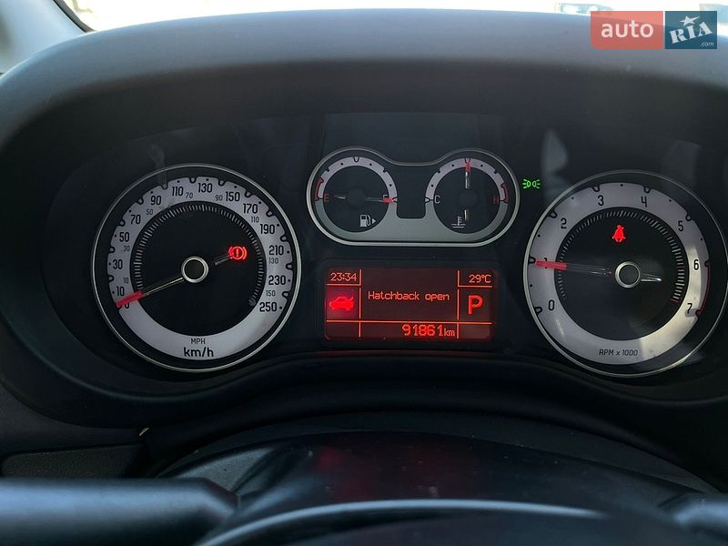 Хэтчбек Fiat 500L 2015 в Киеве