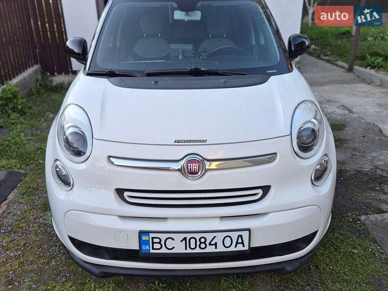Хэтчбек Fiat 500L 2014 в Львове