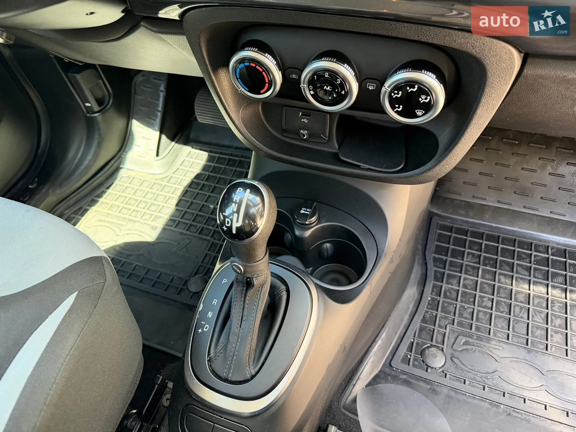 2013 Fiat 500L - мініатюра 9