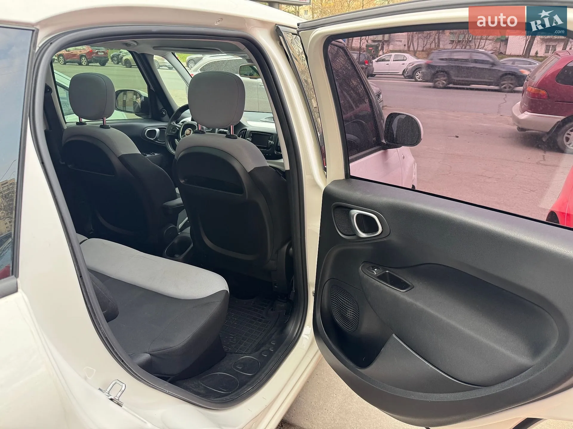 2015 Fiat 500L - мініатюра 15