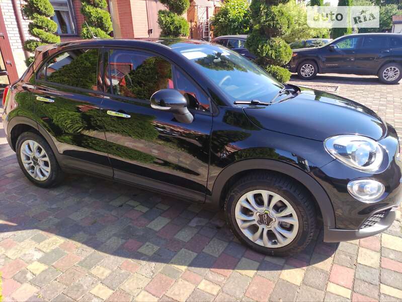 Внедорожник / Кроссовер Fiat 500X 2016 в Львове