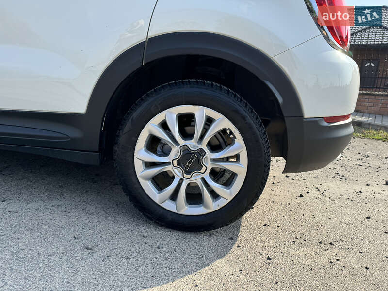 Позашляховик / Кросовер Fiat 500X 2015 в Луцьку