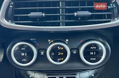 Внедорожник / Кроссовер Fiat 500X 2016 в 