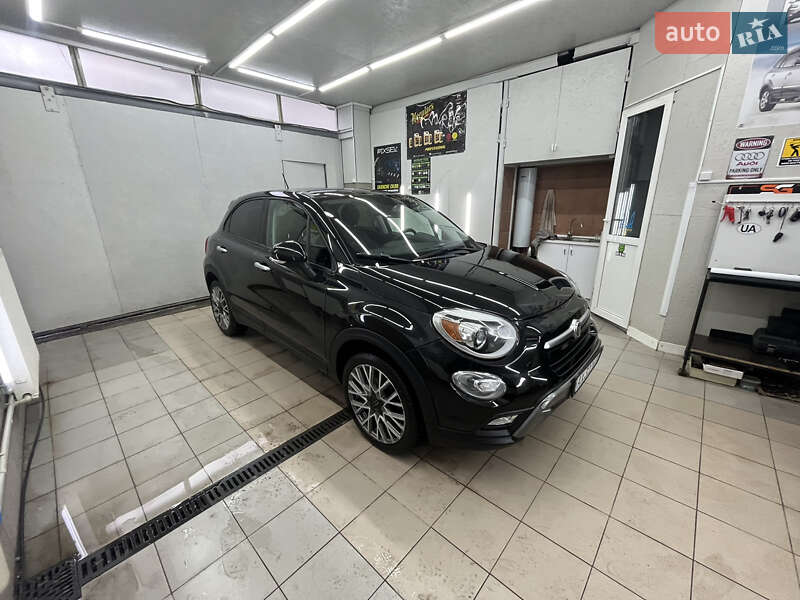 Внедорожник / Кроссовер Fiat 500X 2015 в 