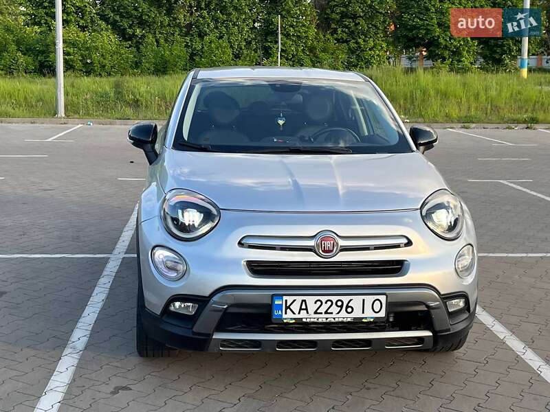 Внедорожник / Кроссовер Fiat 500X 2015 в 