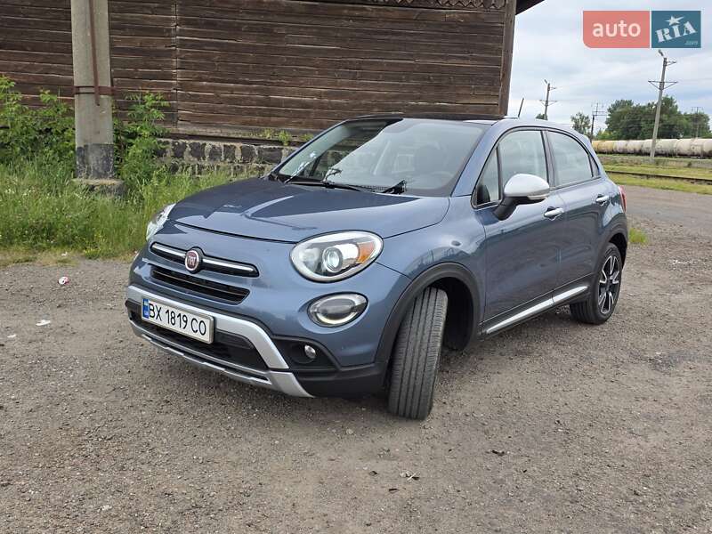 Внедорожник / Кроссовер Fiat 500X 2018 в 