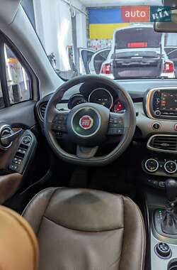 Позашляховик / Кросовер Fiat 500X 2016 в 
