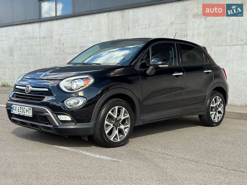Внедорожник / Кроссовер Fiat 500X 2015 в 