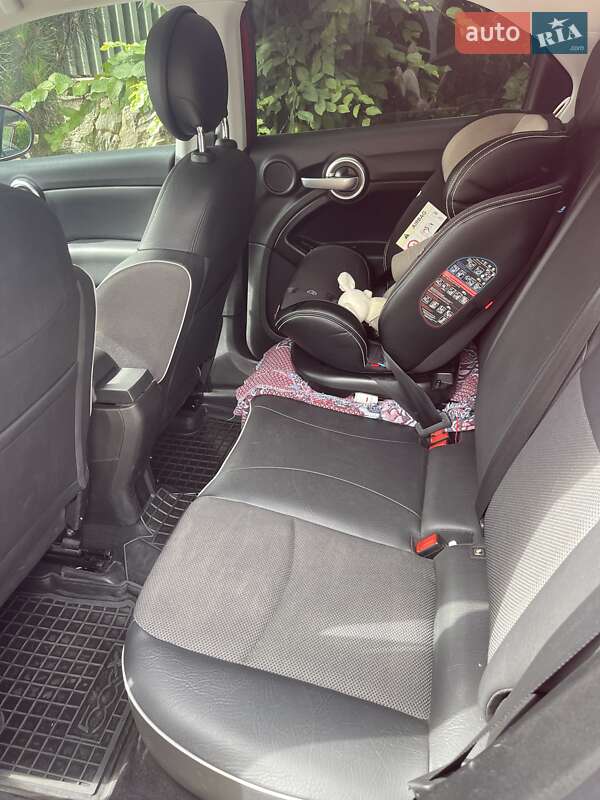 Внедорожник / Кроссовер Fiat 500X 2017 в Черновцах