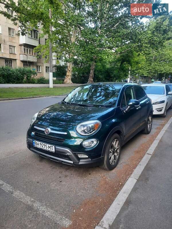 Внедорожник / Кроссовер Fiat 500X 2015 в 
