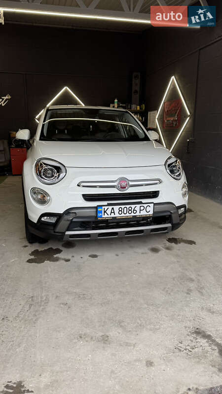 Позашляховик / Кросовер Fiat 500X 2015 в 