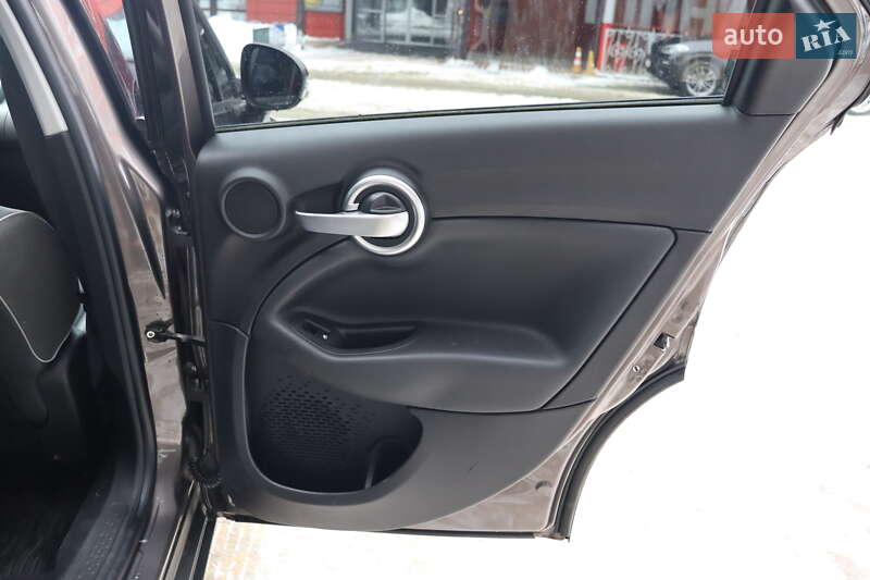 Внедорожник / Кроссовер Fiat 500X 2016 в Львове