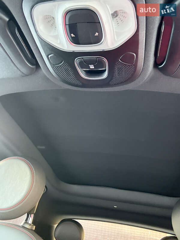 Позашляховик / Кросовер Fiat 500X 2022 в Чернівцях