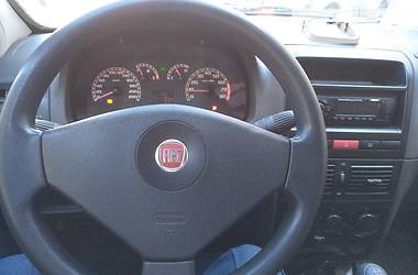 Седан Fiat Albea 2009 в 
