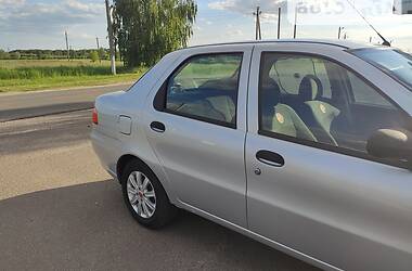 Седан Fiat Albea 2011 в Барышевке