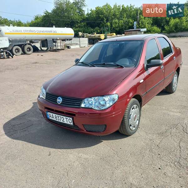 Fiat Albea 2011
