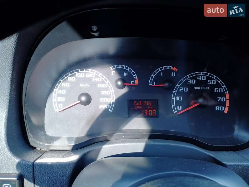 Седан Fiat Albea 2010 в Виннице