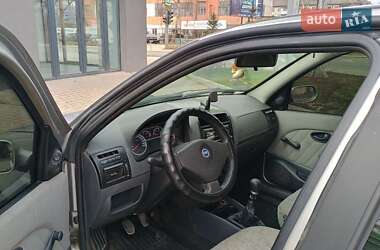 Седан Fiat Albea 2007 в 
