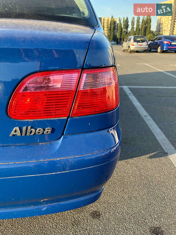 Седан Fiat Albea 2011 в Славянске