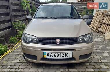 Седан Fiat Albea 2010 в 