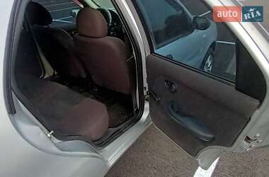 Седан Fiat Albea 2010 в 