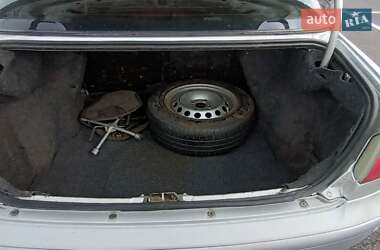 Седан Fiat Albea 2010 в 