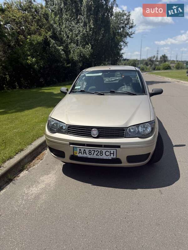 Седан Fiat Albea 2010 в Киеве