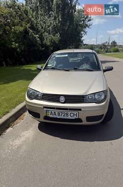 Седан Fiat Albea 2010 в 