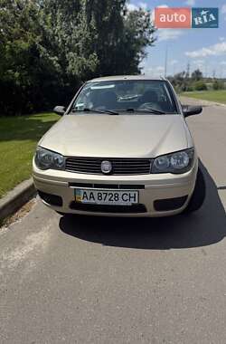 Седан Fiat Albea 2010 в 