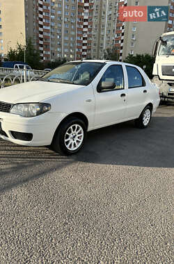 Седан Fiat Albea 2011 в Києві
