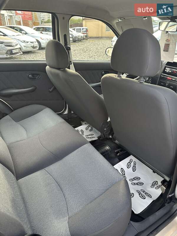 Седан Fiat Albea 2010 в Смеле