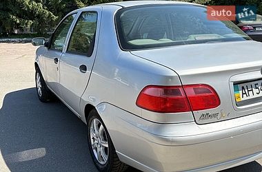 Седан Fiat Albea 2010 в Киеве