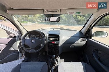 Седан Fiat Albea 2010 в Киеве