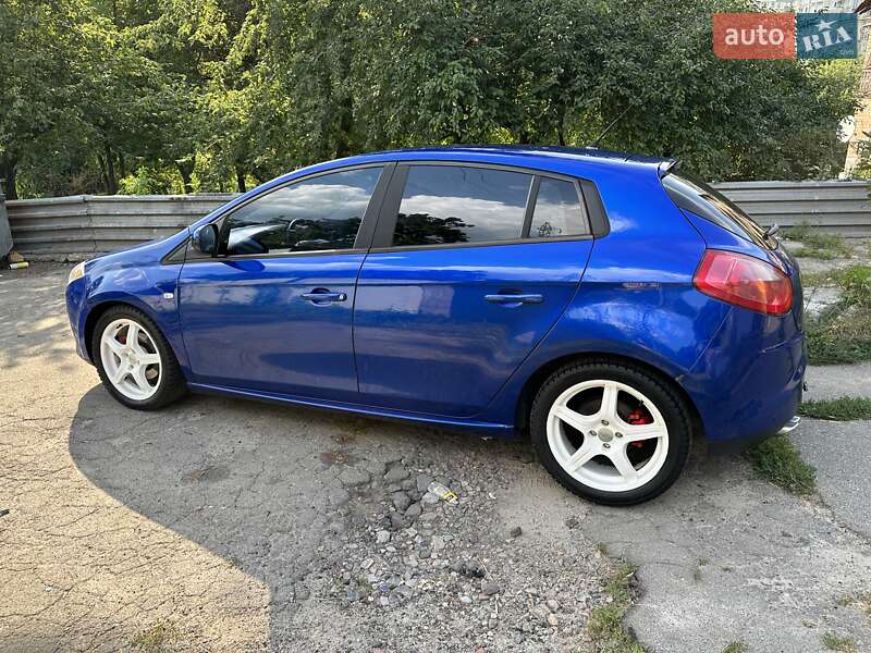 Хэтчбек Fiat Bravo 2008 в Киеве
