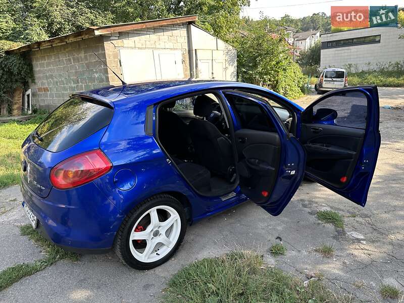 Хэтчбек Fiat Bravo 2008 в Киеве