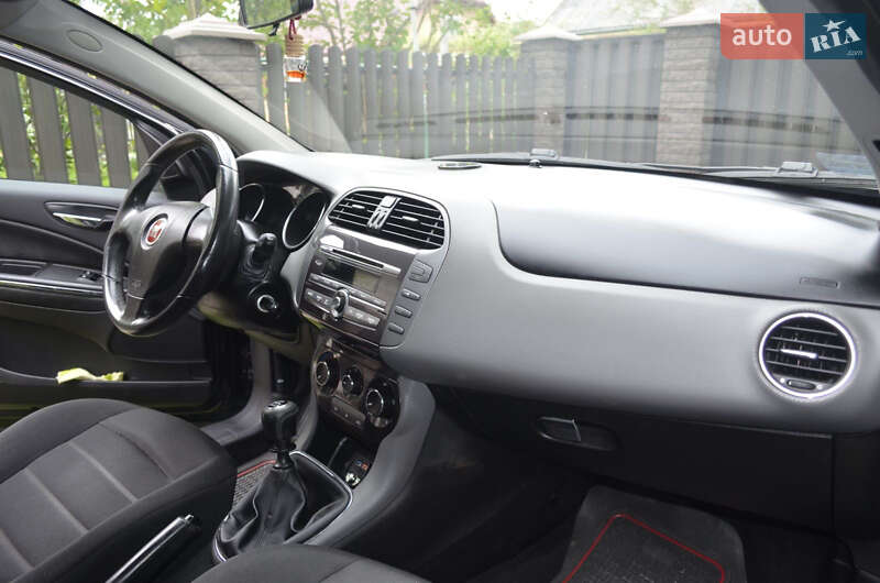 Хэтчбек Fiat Bravo 2011 в Калуше